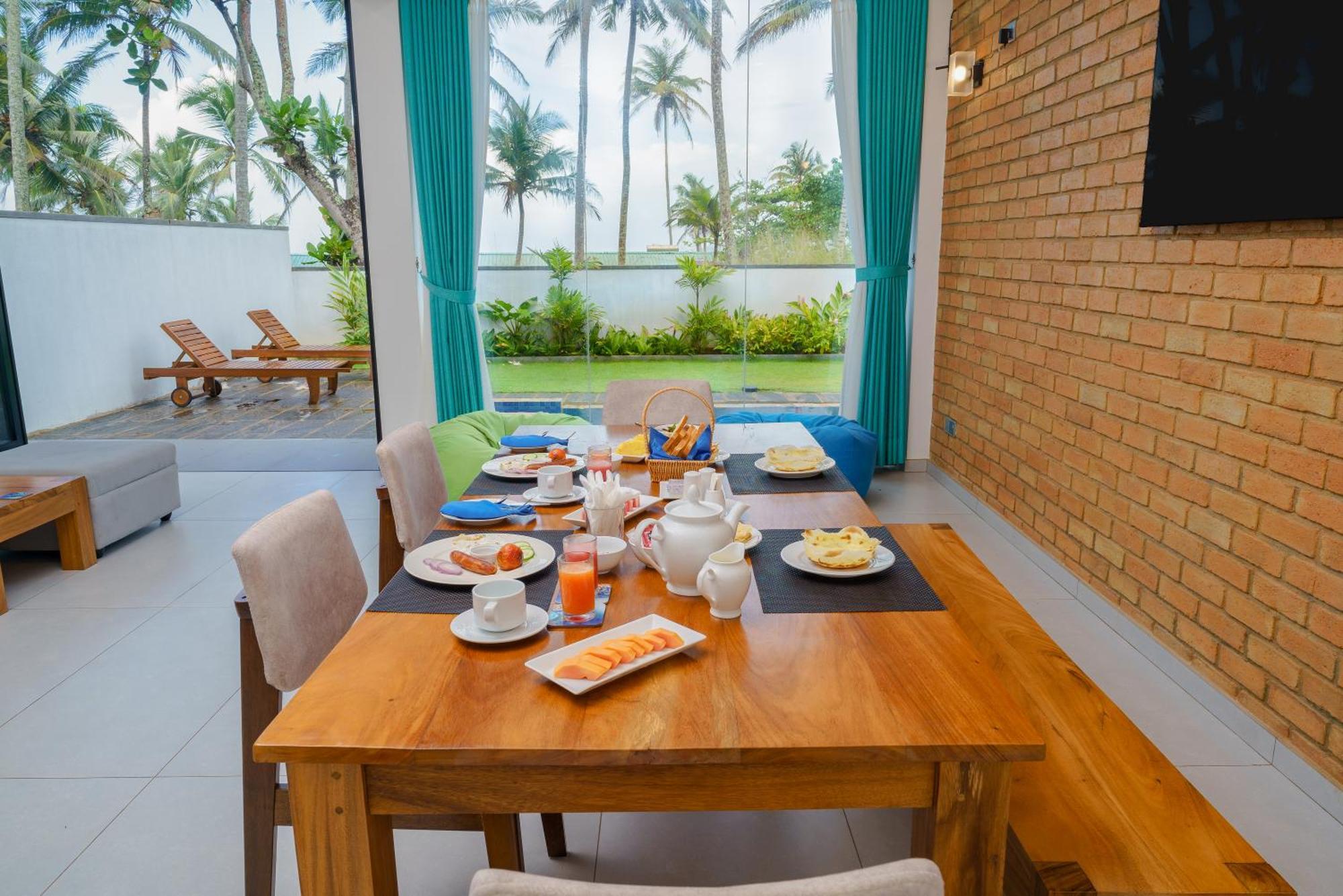 Kaas Villas - Entire Two Bedroom Villa With Private Pool & Garden 디크웰라 외부 사진